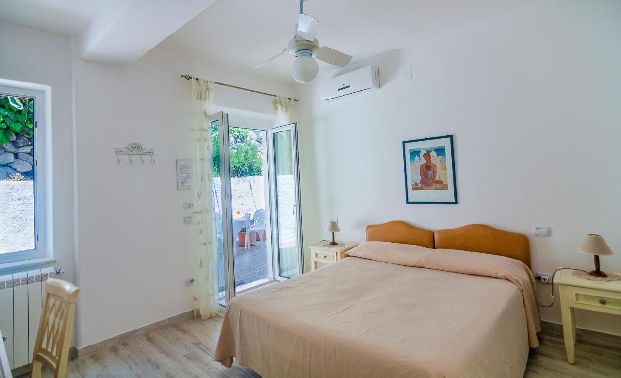 Bed and Breakfast La Citarea Forio  Екстер'єр фото